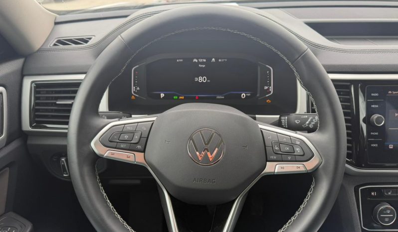 
								Volkswagen Atlas full									