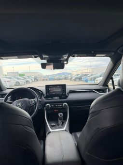 
										2020 Toyota RAV4 full									