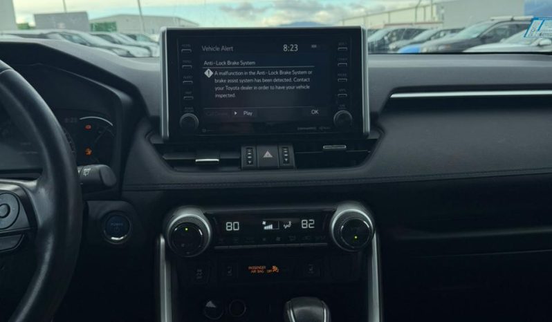 
								2020 Toyota RAV4 full									