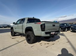 
										Toyota Tacoma full									