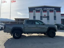 
										Toyota Tacoma full									