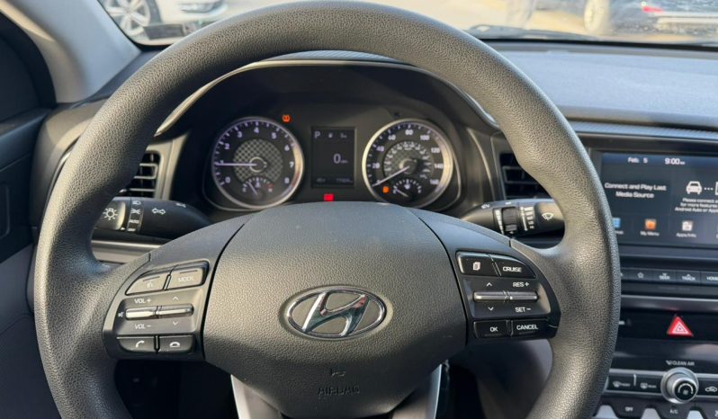 
								Hyundai Elantra full									