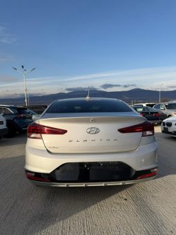 
										Hyundai Elantra full									