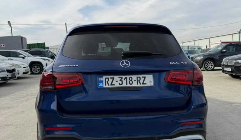 
								Mercedes-Benz GLC full									