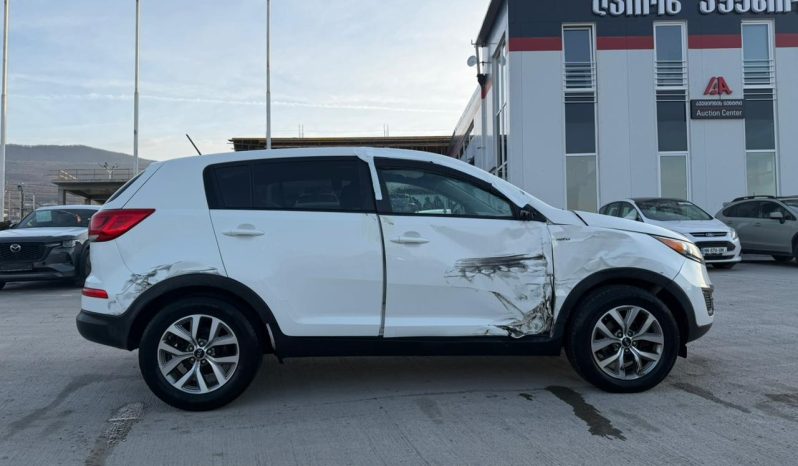 
								KIA Sportage full									