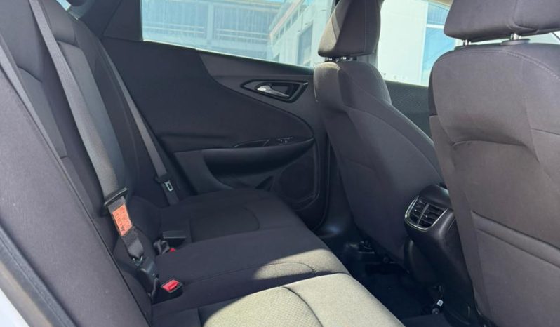 
								Chevrolet Malibu full									