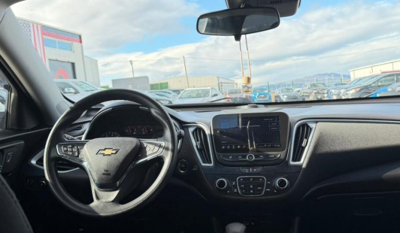 
								Chevrolet Malibu full									