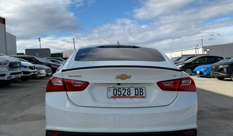 
								Chevrolet Malibu full									