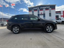 
										TOYOTA RAV4 full									
