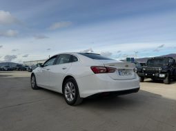 
										Chevrolet Malibu full									