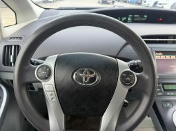 
										Toyota Prius full									