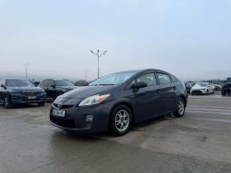 
										Toyota Prius full									