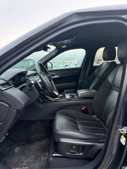 
										Range Rover Velar full									