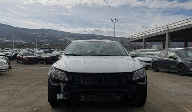 
								VOLKSWAGEN PASSAT full									