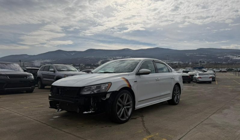 
								VOLKSWAGEN PASSAT full									