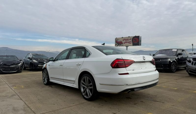 
								VOLKSWAGEN PASSAT full									