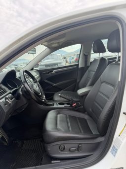 
										VOLKSWAGEN PASSAT full									