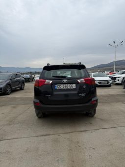 
										TOYOTA RAV4 full									