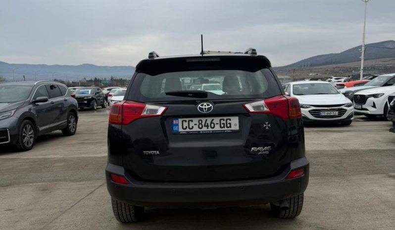 
								TOYOTA RAV4 full									