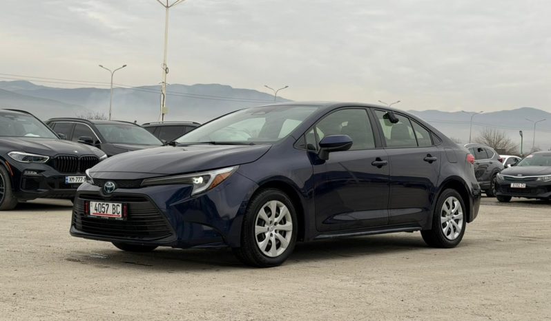 
								2023 Toyota Corolla full									