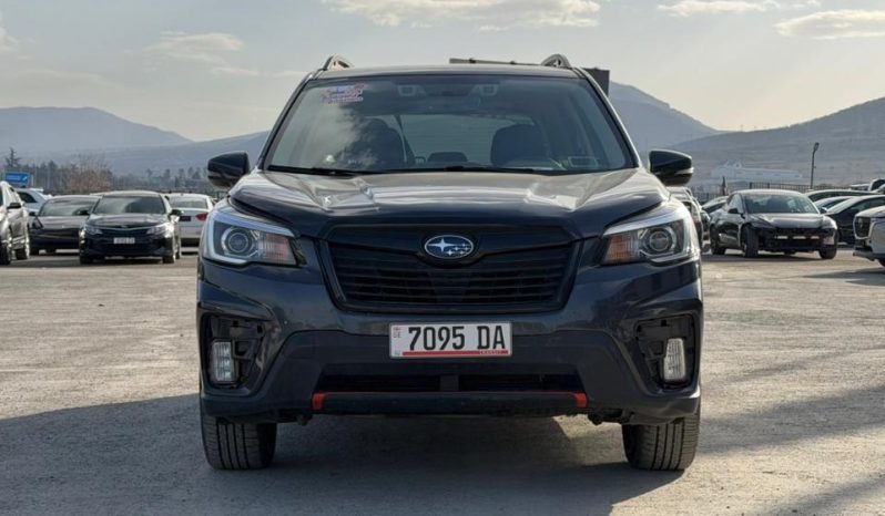 
								Subaru Forester full									