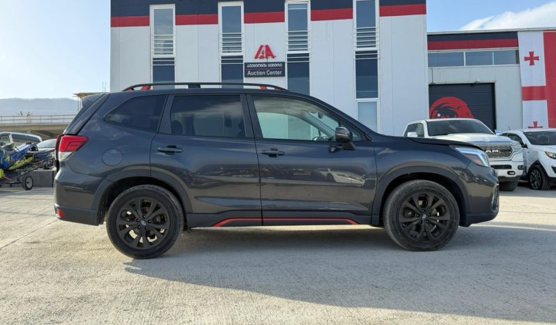 
								Subaru Forester full									