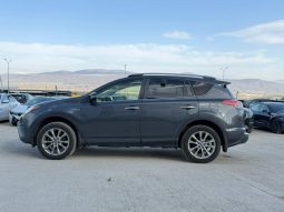 
										Toyota RAV4 full									