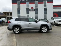 
										2021 Toyota RAV4 full									