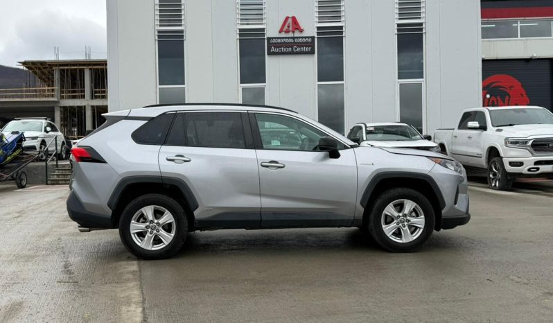 
								2021 Toyota RAV4 full									