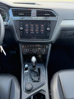 
										2021 Volkswagen Tiguan full									