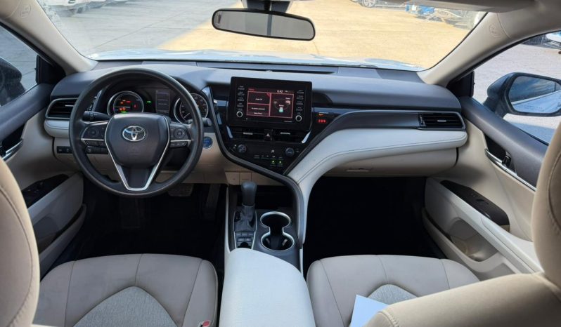
								Toyota Camry full									