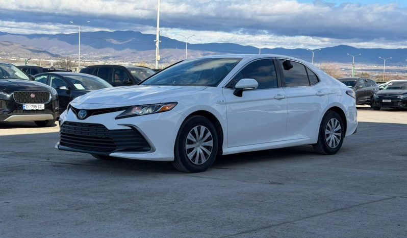 
								Toyota Camry full									