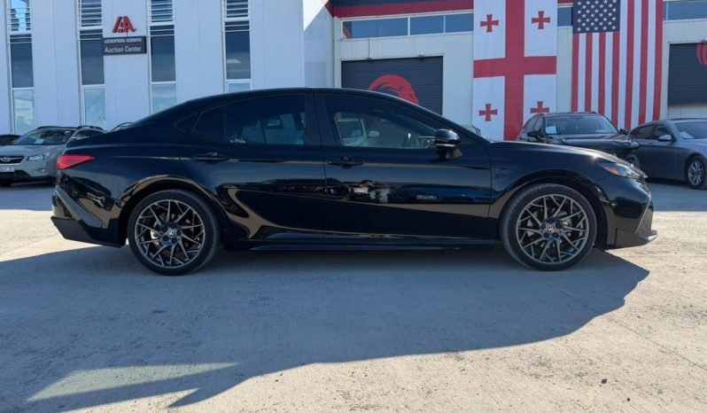 
								2025 Toyota Camry full									