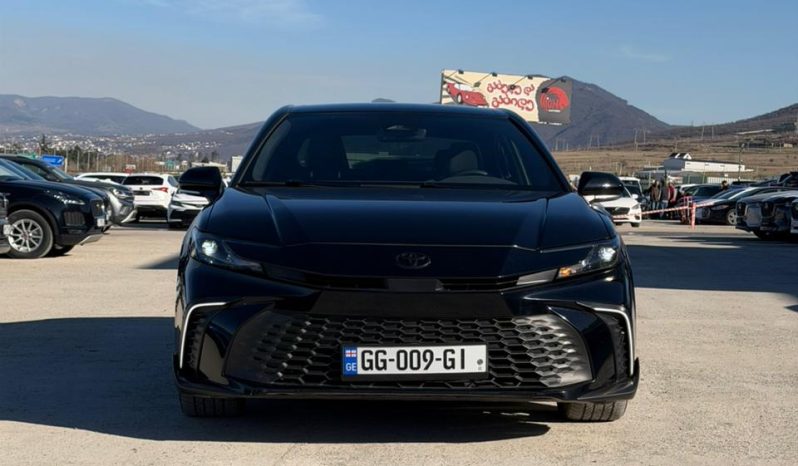 
								2025 Toyota Camry full									