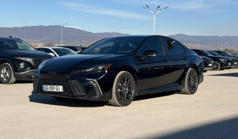 
								2025 Toyota Camry full									