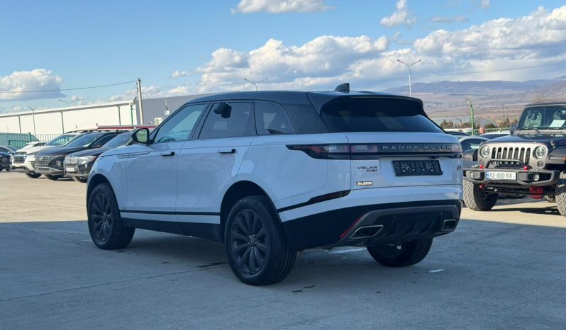 
								Range Rover Velar full									