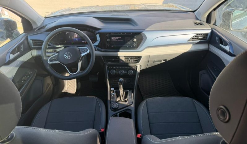 
								2024 Volkswagen Taos full									