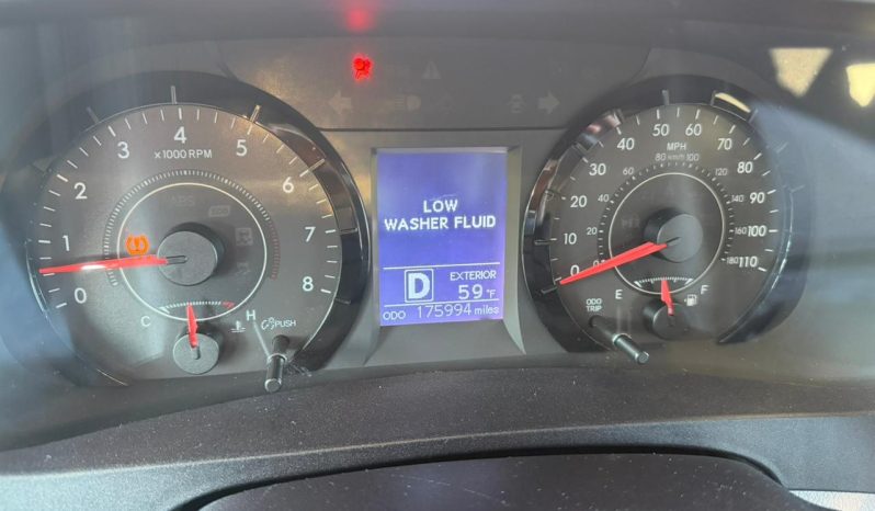 
								2015 Toyota Sienna full									