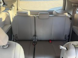 
										2015 Toyota Sienna full									