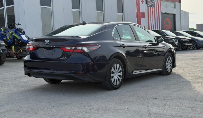 
								Toyota Camry full									