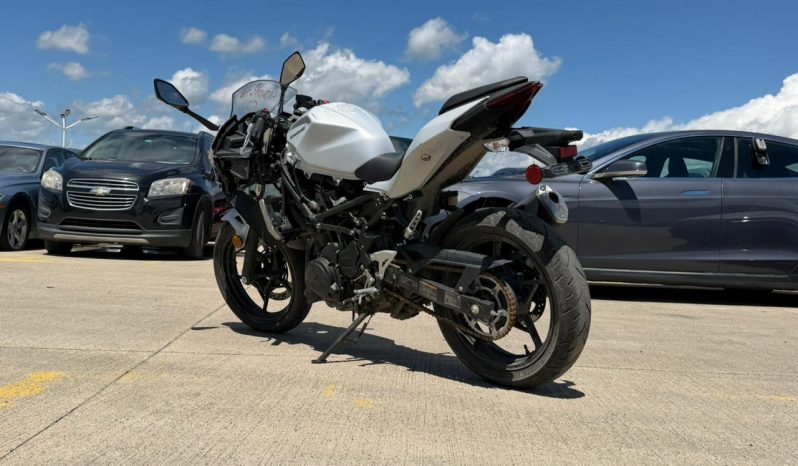 
								Kawasaki EX500 full									