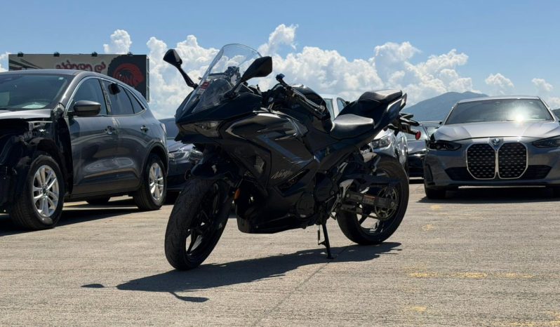 
								Kawasaki EX500 full									