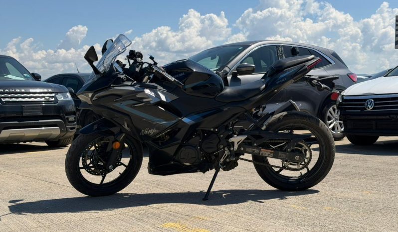 
								Kawasaki EX500 full									