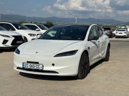 
										Tesla MODEL 3 full									