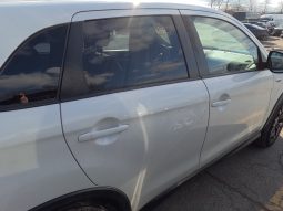 
										Mitsubishi Outlander Sport full									