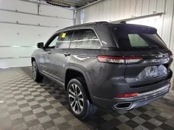 
										JEEP Grand Cherokee full									