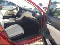 
										Honda Insight full									