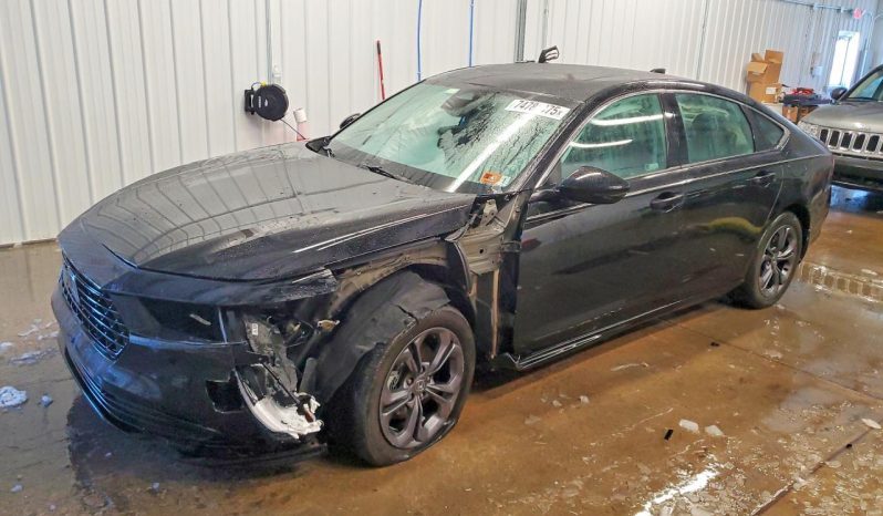 
								Honda Accord Hybrid full									