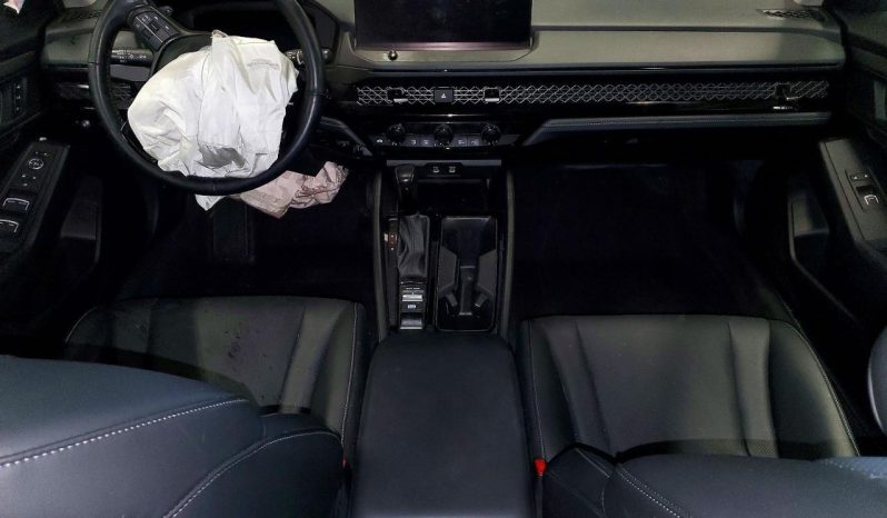 
								Honda Accord Hybrid full									