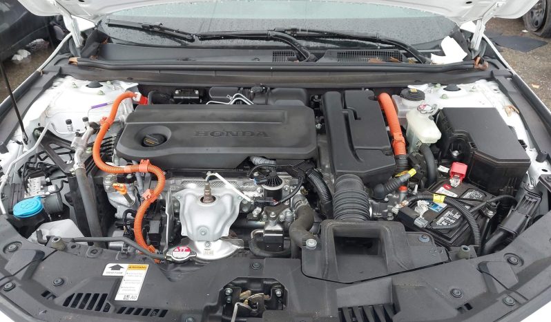 
								Honda Accord Hybrid full									